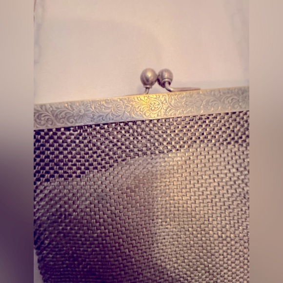 Vintage antique Woman’s metal mesh/chain mail evening shoulder bag - Picture 1 of 6